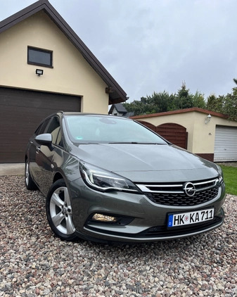 Opel Astra cena 49900 przebieg: 132000, rok produkcji 2019 z Pisz małe 211